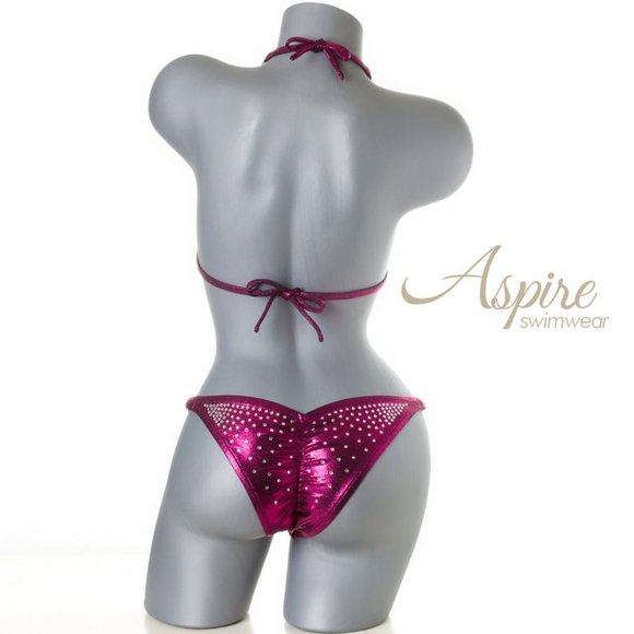 COMPETITION BIKINI - Picture 10 of 12